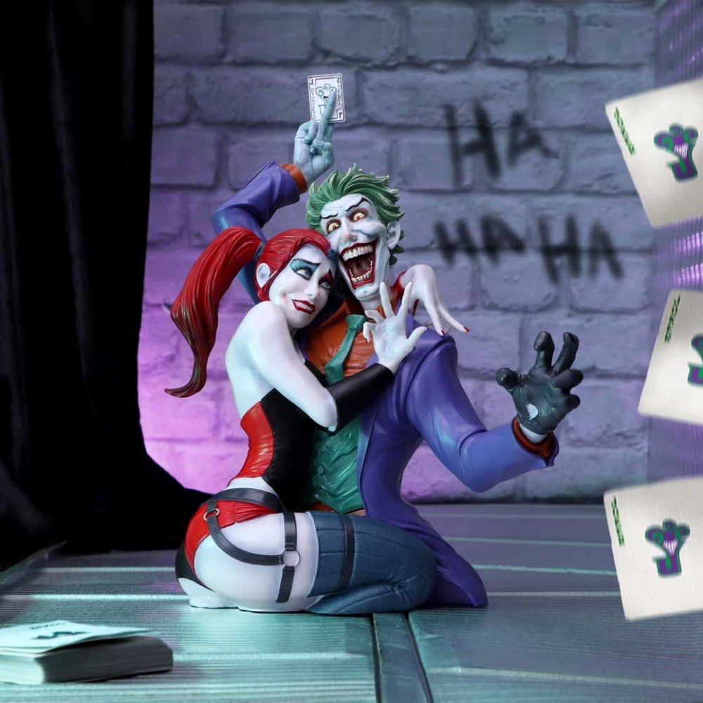 Nemesis Now Batman - The Joker and Harley Quinn Bust Figurine - Multicolours